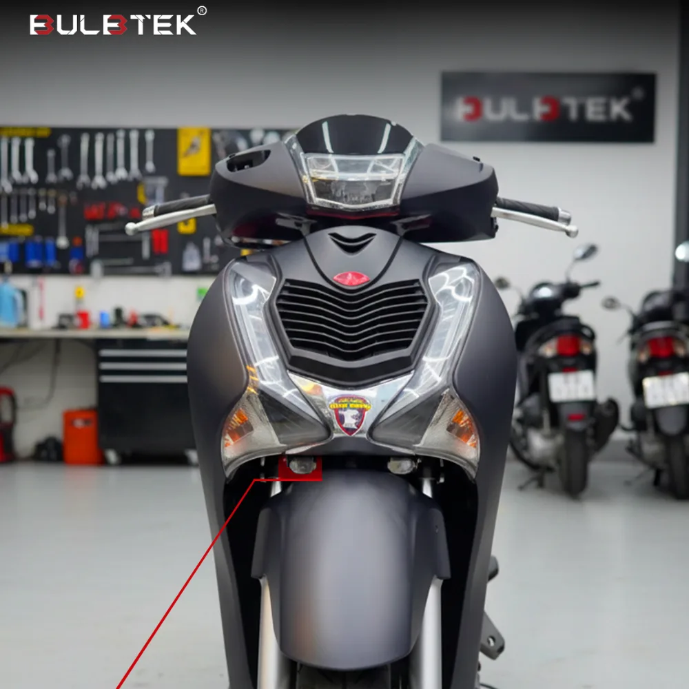 Honda SH lắp đèn trợ sáng Cyber 1
