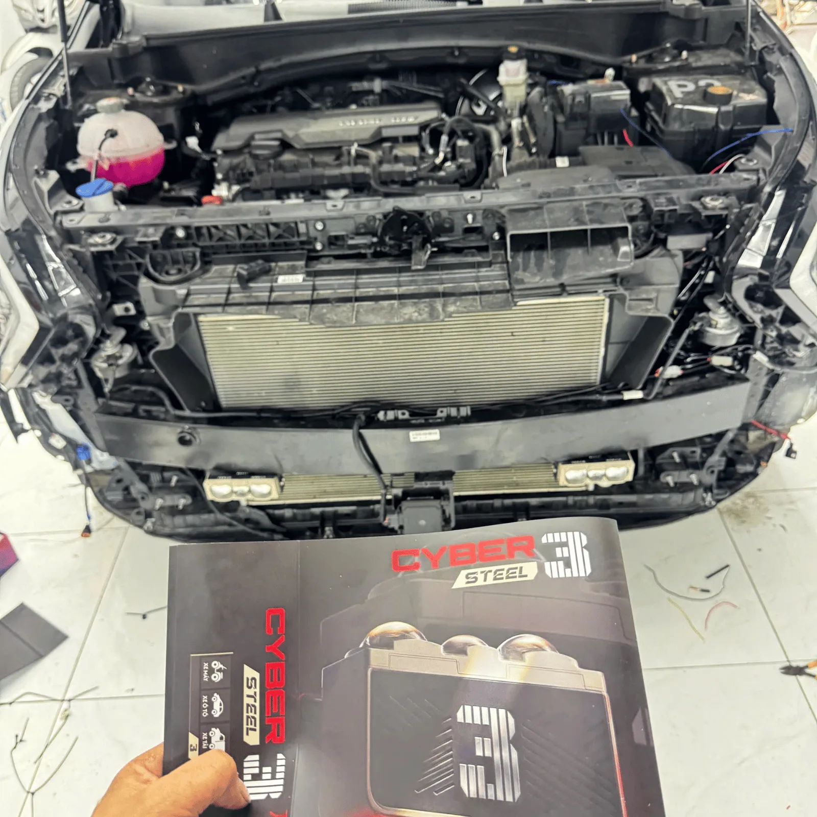 Kia Seltos lắp đặt Cyber 3 Steel