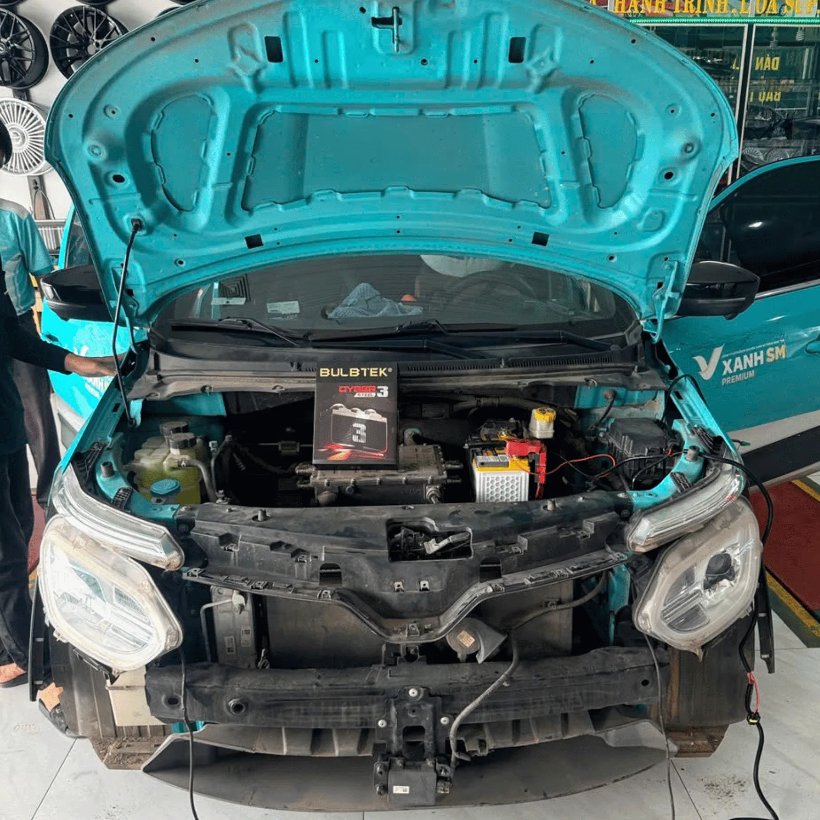 VF34 lắp đặt Cyber 3 Steel